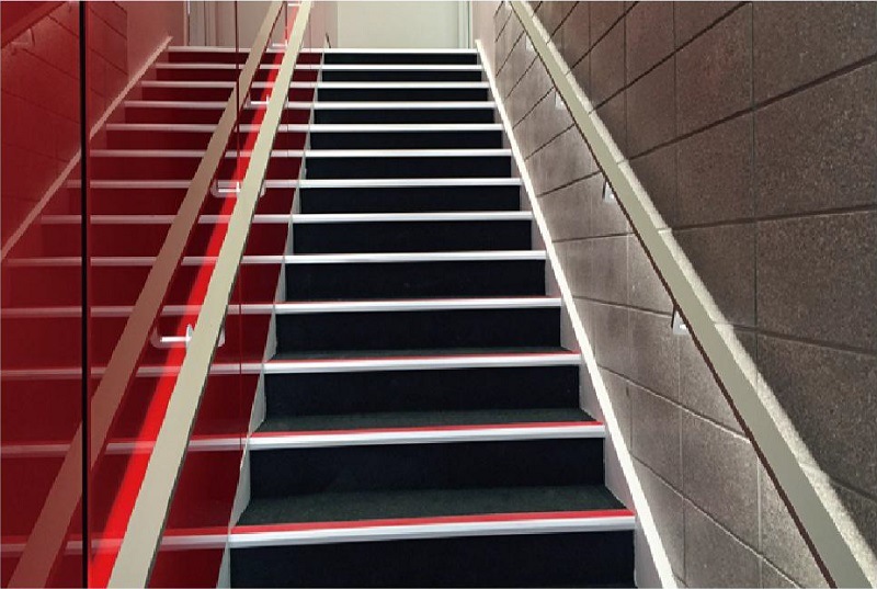 High Quality Aluminum LED Aluminum Profile Channel Embedded Stair, in LED Lighting Indoor Stair Lighting Using Custom Length Ok